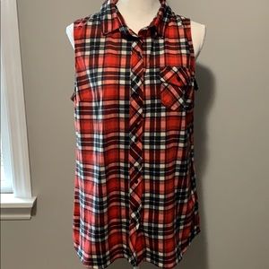 Eden & Olivia Sleeveless red & black flannel XL
